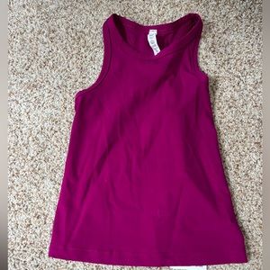 Lululemon size 4 tank
